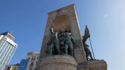 Monument "Republic" on the background of modern buildings in Istanbul. Stock Footage 99006748