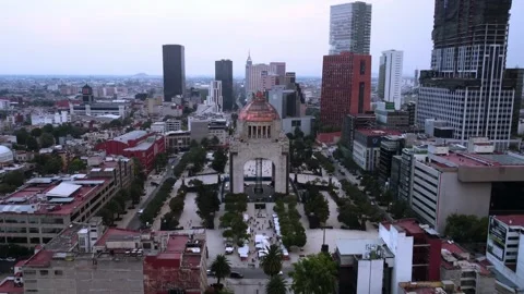 Monument to the Revolution Vidéo 250062365