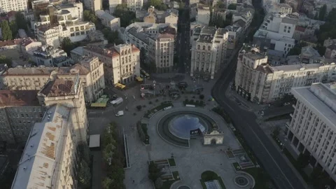 Monument statue at the Independence Square in Kyiv. Ukraine. Aerial. Summer Video stock 200987324