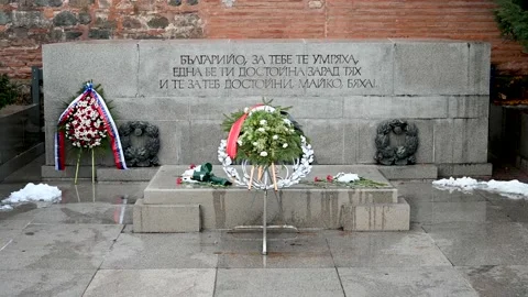 Monument of the Unknown Soldier, Sofia, Bulgaria. Eternal flame. Stock-Footage 166712284