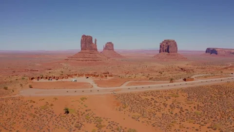 Monument valley and view cabins from drone 库存影片 199989620