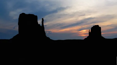 Monument valley sunset clouds 2 Stock Footage 933611