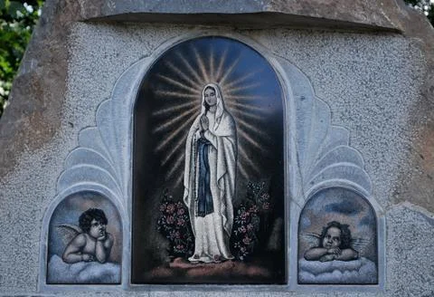Monument - Virgin Maria Stock Photos
