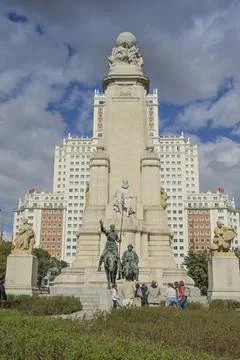  Monumento Cervantes, Edificio Espana, Plaza de Espana, Madrid, Spanien **... Stock Photos
