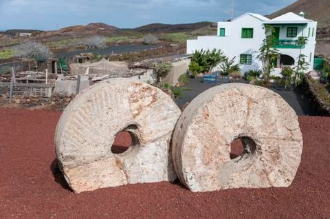 Monuments round 写真素材