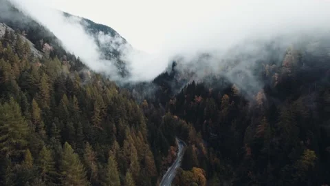 MOODY DRONE Vídeos de archivo 221771528