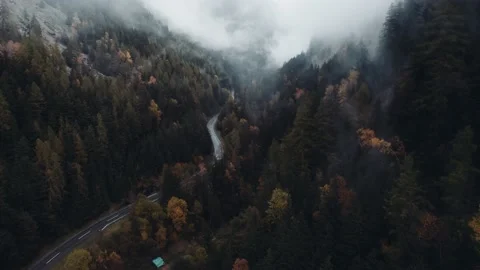 MOODY DRONE Vídeos de archivo 221771541