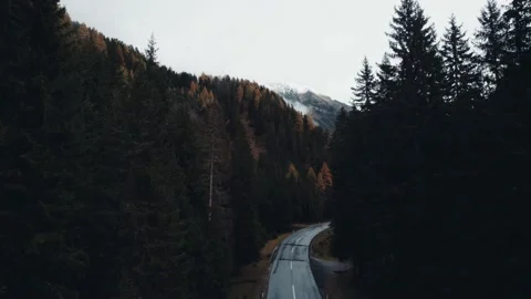 MOODY DRONE Vídeos de archivo 221771547