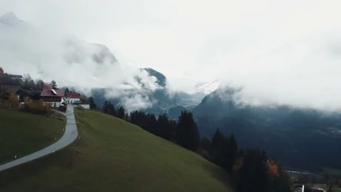 MOODY DRONE Vídeos de archivo 221771561