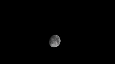 Moon 230530 06.3 库存影片 242815075