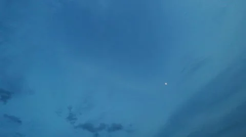 Moon above the clouds at night. Taymlaps Stock-Footage 50579657