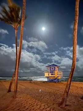Moon on the beach Fotos de archivo