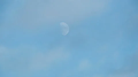 Moon behind clouds 스톡 동영상 45570672