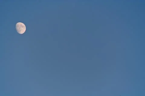 Moon in blue sky Foto stock