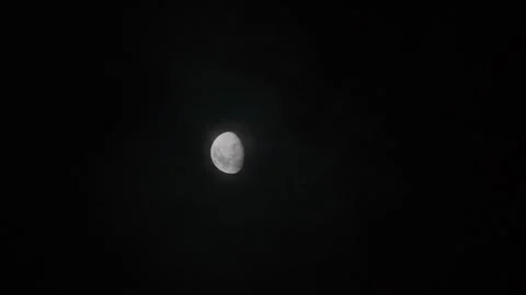 Moon, clouds, Halloween, timing of clouds and full moon at night, real-time, tim Stock Footage 329674212
