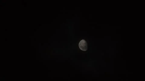 Moon, clouds, Halloween, timing of clouds and full moon at night, real-time, tim Stock Footage 329674220