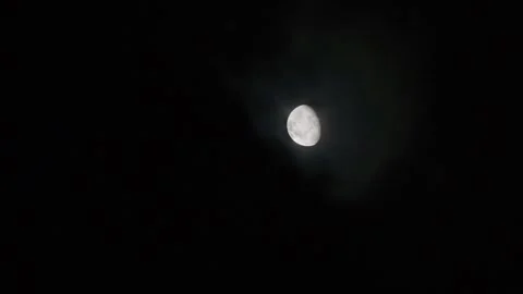 Moon, clouds, Halloween, timing of clouds and full moon at night, real-time, tim Stock Footage 329684861