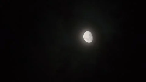 Moon, clouds, Halloween, timing of clouds and full moon at night, real-time, tim Stock Footage 329684993