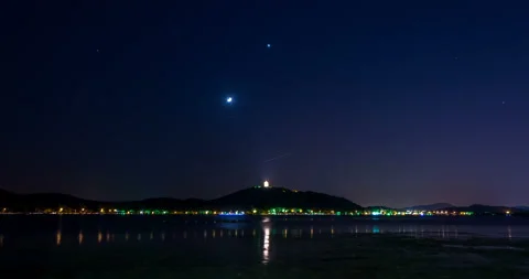 The moon down Видео 114801465