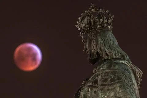 Moon lunar eclipse in Prague, Czech Republic - 21 Jan 2019 Fotos Stock