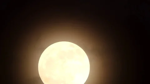 Moon at night with cloud real no CG.4k Stock Footage 81078034