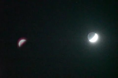 Moon in the night sky Fotos Stock