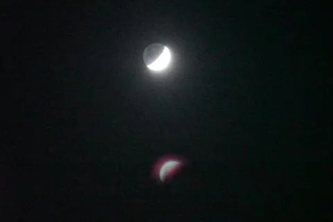 Moon in the night sky Fotos Stock