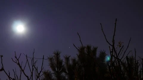 Moon nihgt lapse Stockbeeldmateriaal 59942774