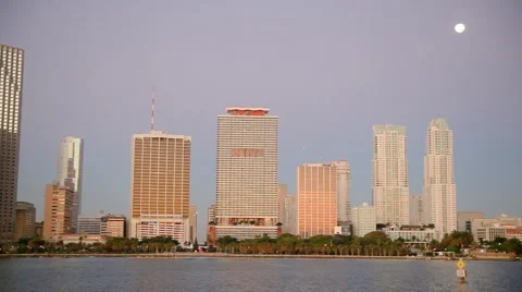 Moon over Miami Stock-Footage 1048413