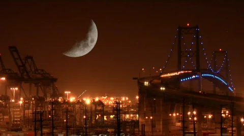 Moon over night bridge 2 Stock-Footage 725820