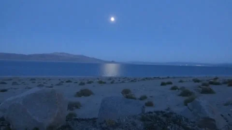 Moon Reflecting on Lake Video stock 37626802