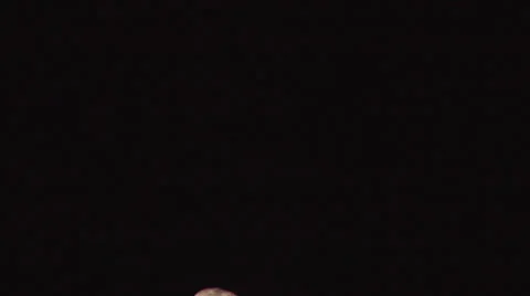 Moon rise on dark sky, static 2000% Video stock 24426550