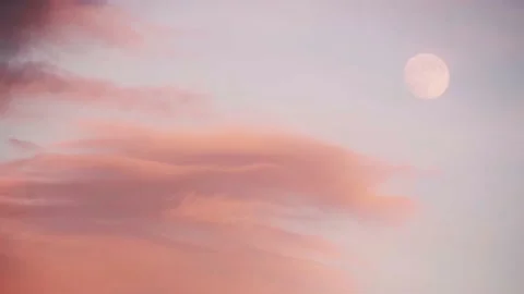 The Moon Is Rising In The Sunset Sky Above The Clouds In A Painting Style For Vidéo 155239028