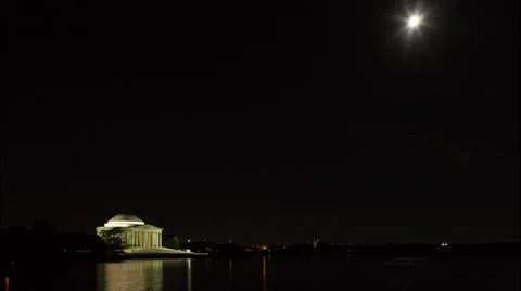 Moon setting at Jefferson Memorial in Washington DC timelapse Video stock 43267053