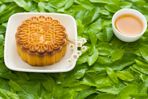 Mooncake and tea Stock Photos