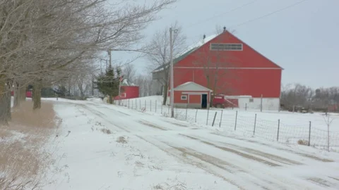 Moorefield Barn Pull Focus Видео 107001880