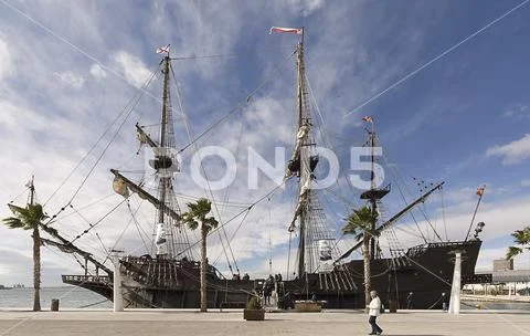 Mooring of the Galeon in the Port of Alicante Stock Photos