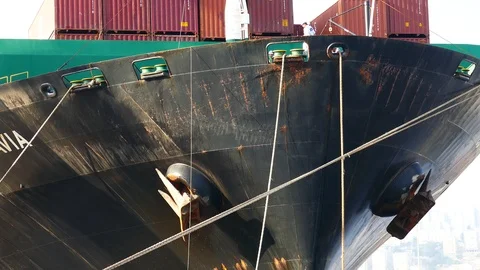 Mooring rope stretching Video stock 95432854