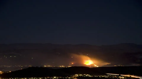 Moorpark Fire Video stock 26139934