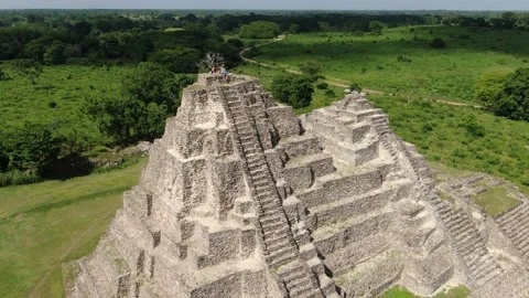 Moral Reforma mayan pyramid Stock Footage 163228544