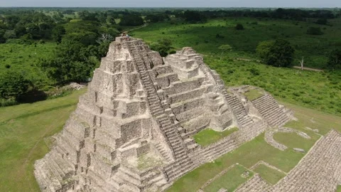 Moral Reforma mayan pyramid Stock Footage 163228580