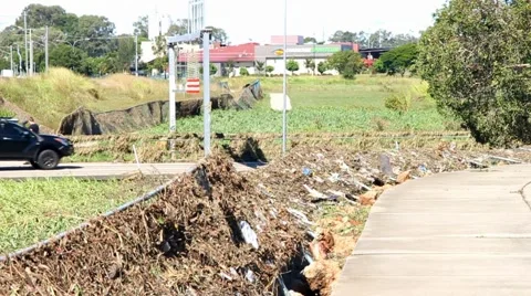MORAYFIELD, AUSTRALIA - MAY 2: Flash flooding destroys fencing on May 2, 2015 in Video stock 49900526