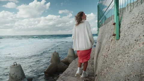 More 11 Stock Footage 161809911