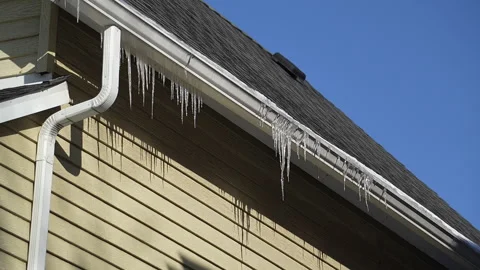 More Icicles on Gutters Winter 스톡 동영상 331461079