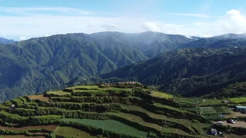 Morning Clouds Over Atok Benguet Terraced Highlands Drone Footage Vídeos de archivo 341518321