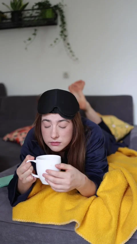 Morning coffee feels impossible to resist Stockbeeldmateriaal 340087068