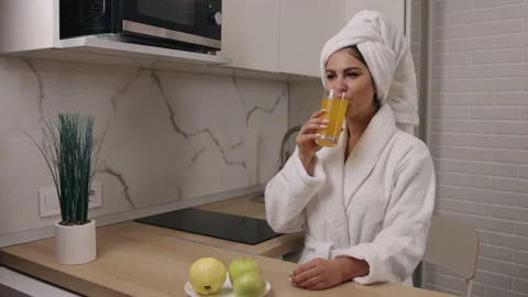 Morning juice, Vegan commitment, Fruit consumption Stockbeeldmateriaal 239685740