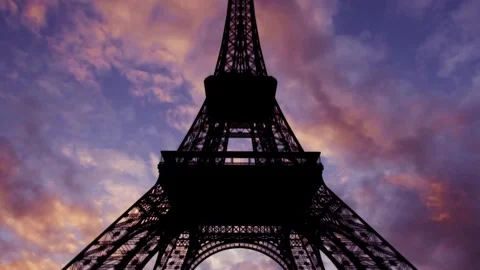 Morning in Paris: Eiffel Tower Time Lapse Stockbeeldmateriaal 275863028