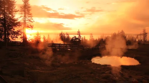 Morning at West Thumb, Yellowstone BigWeb 스톡 동영상 884853