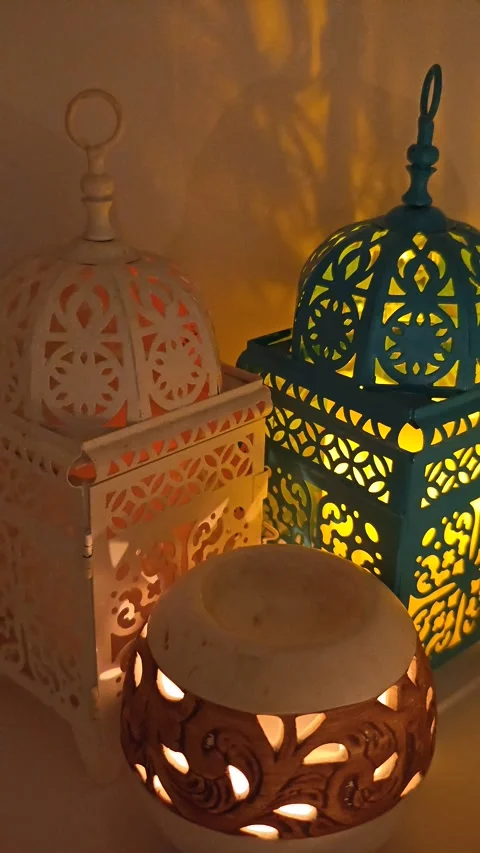 Moroccan lamp with candle Stock-Footage 329888672